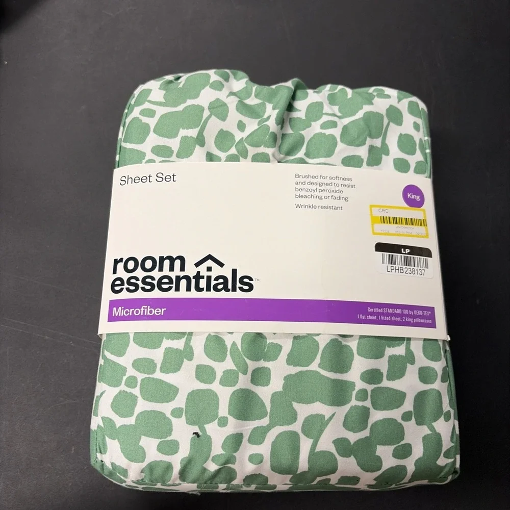Green Spotted Room Essentials Winkle Resistant Microfiber Sheet Set Size King